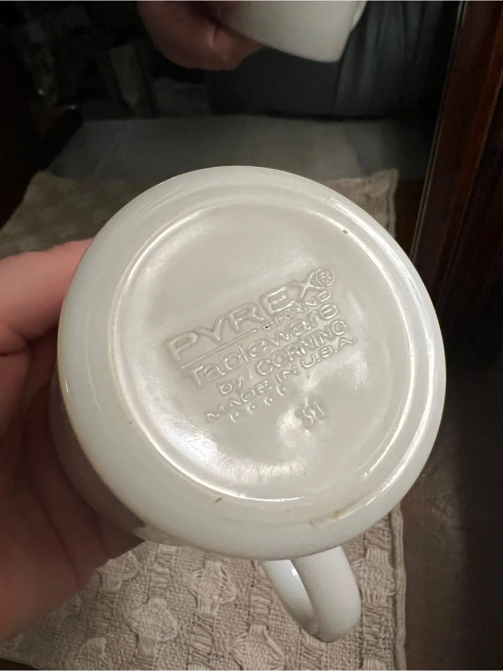 PYREX Vintage Classic D Handle Small 6oz Tableware Serving Coffee Mug Milk Glass